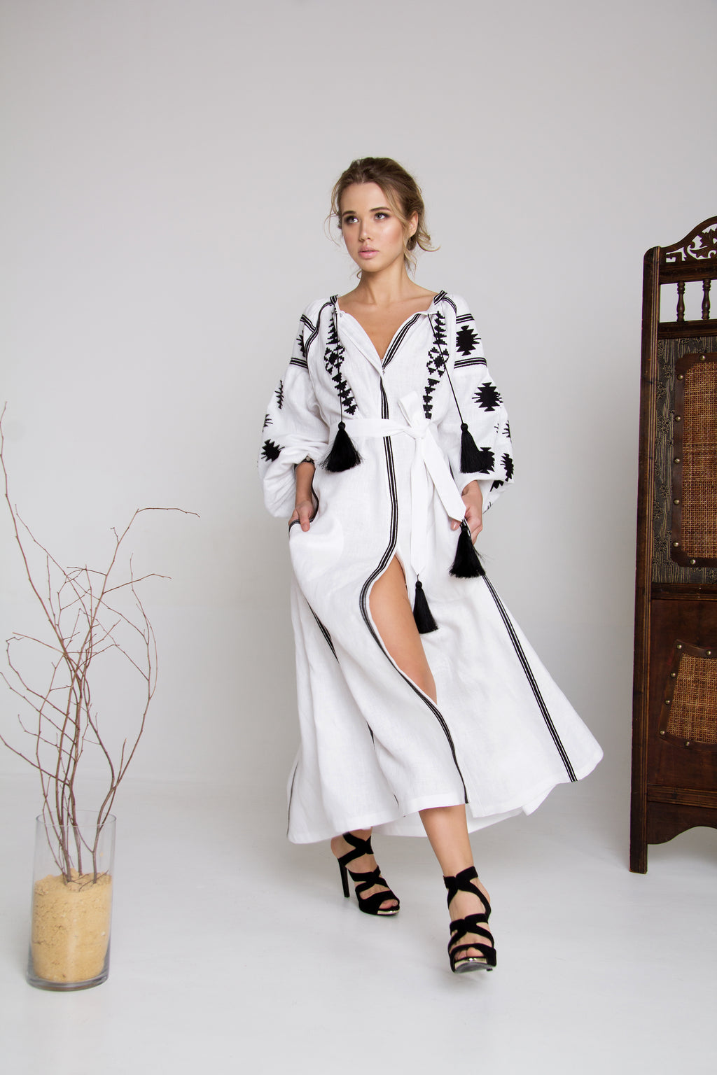 White Geometry embroidered caftan dress