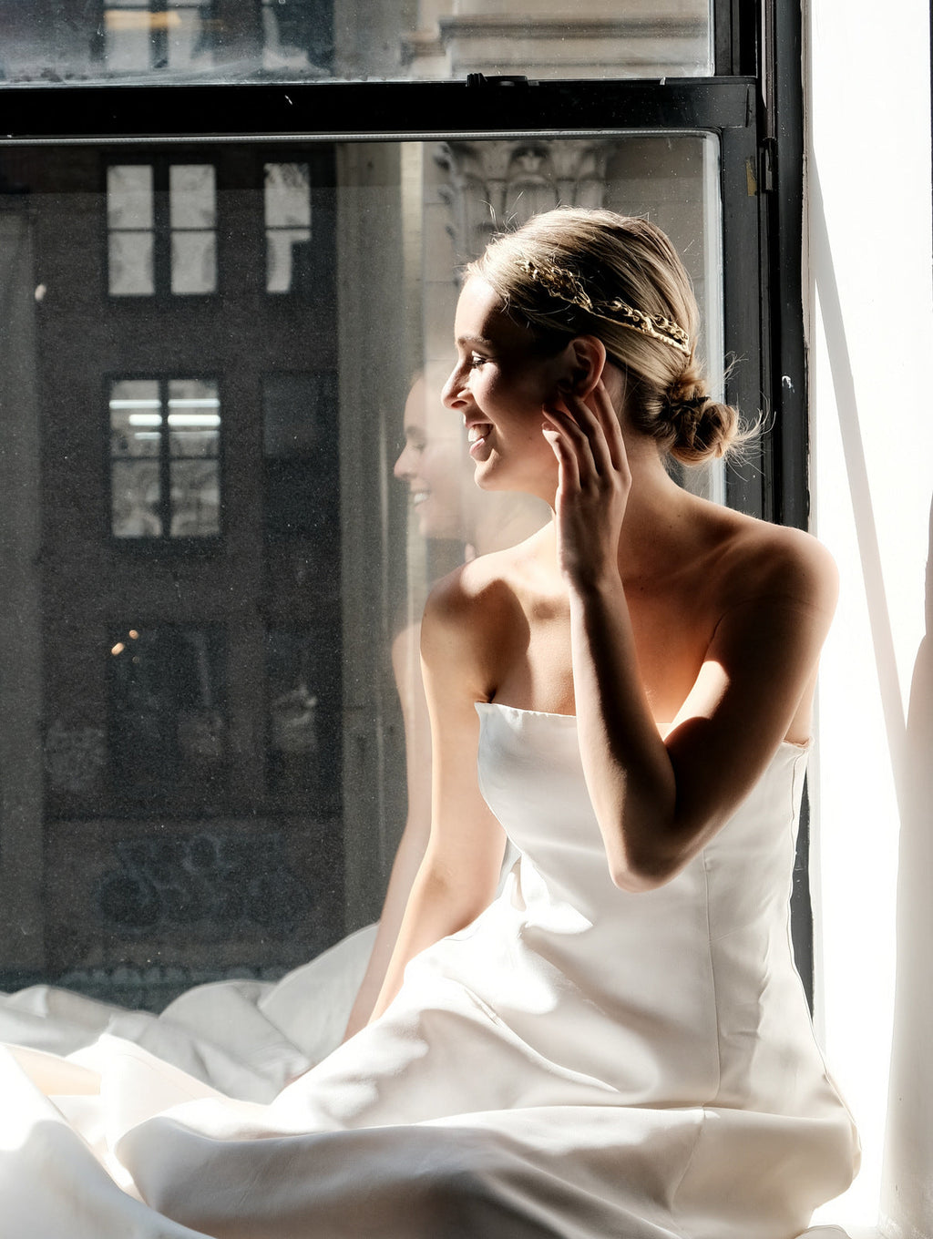 Ancient Greek Inspired Crown Italic