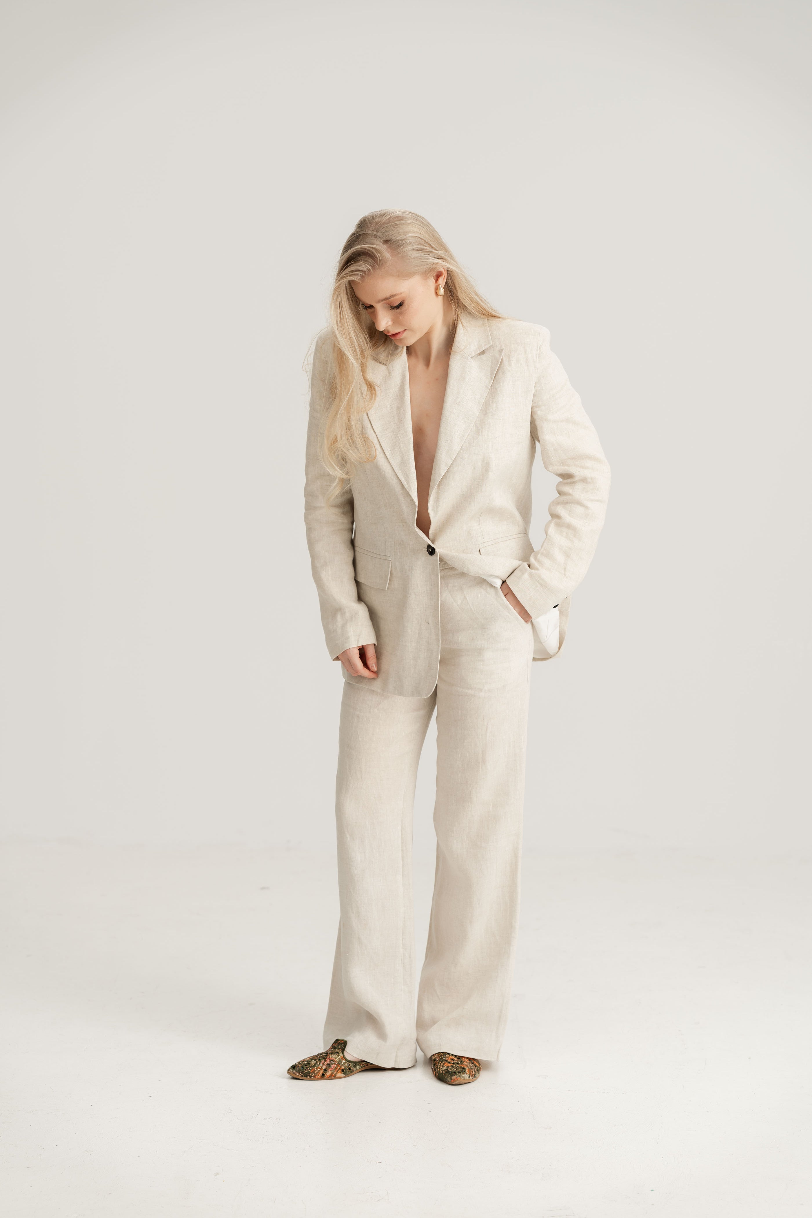 The Linen Suit