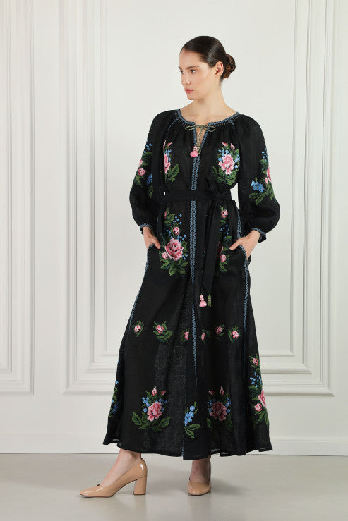 Hand-Embroidered Linen Dress – Evelyn