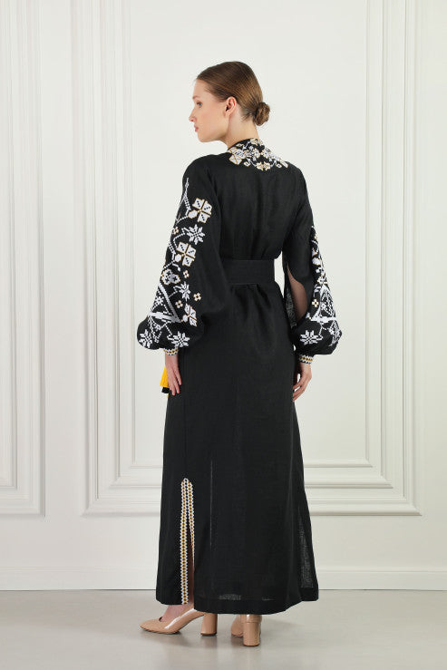 Flower Of The Desert Embroidered Kimono