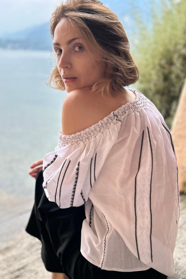Handwoven Blouse in Black an White Embroidery