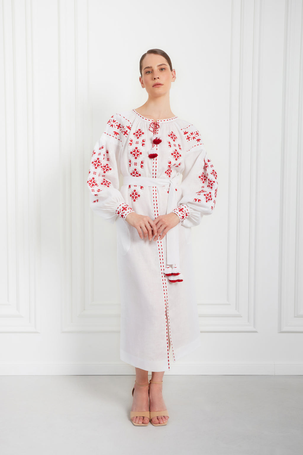 Olesya embroidered dress