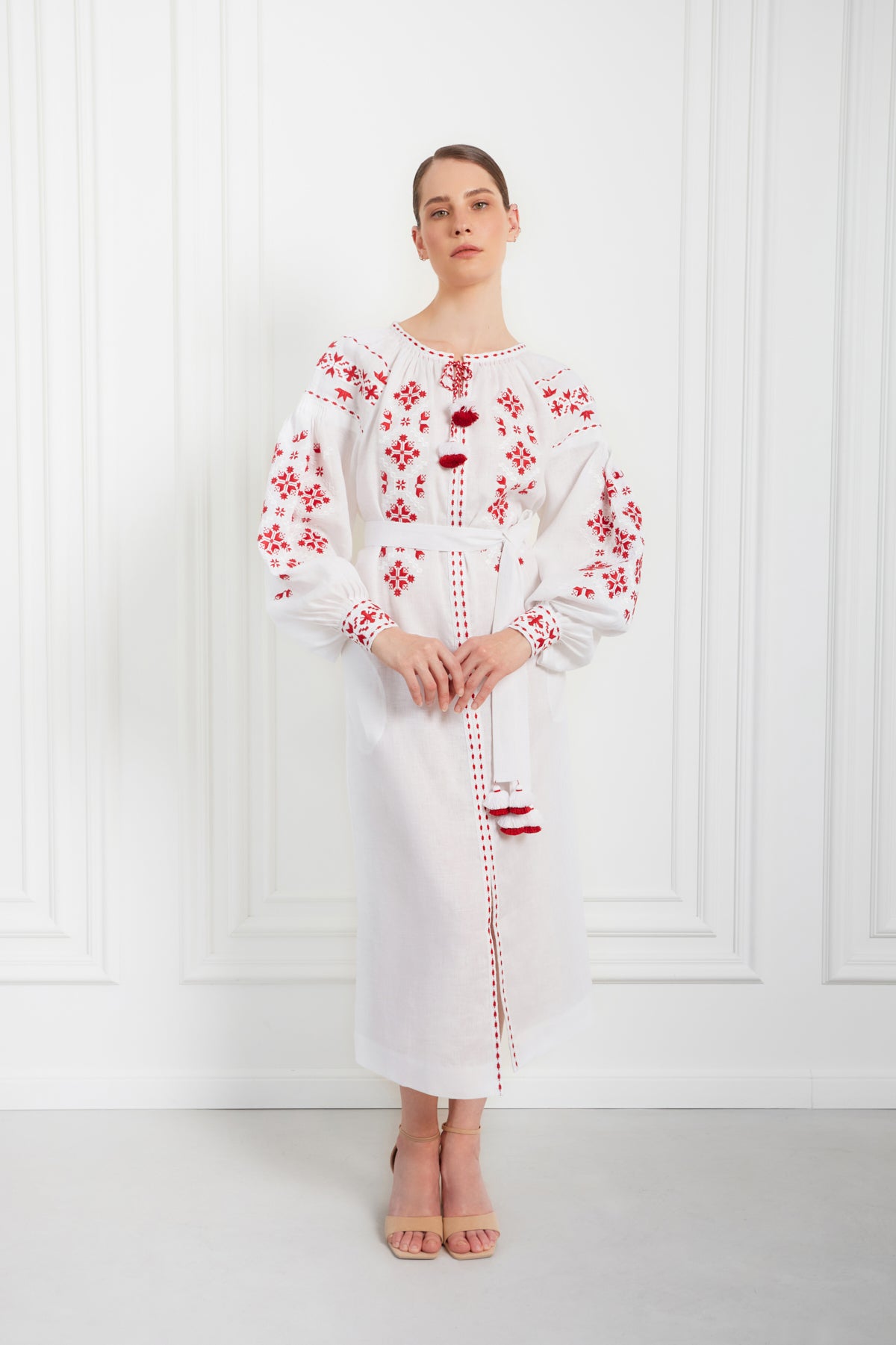 Olesya embroidered dress