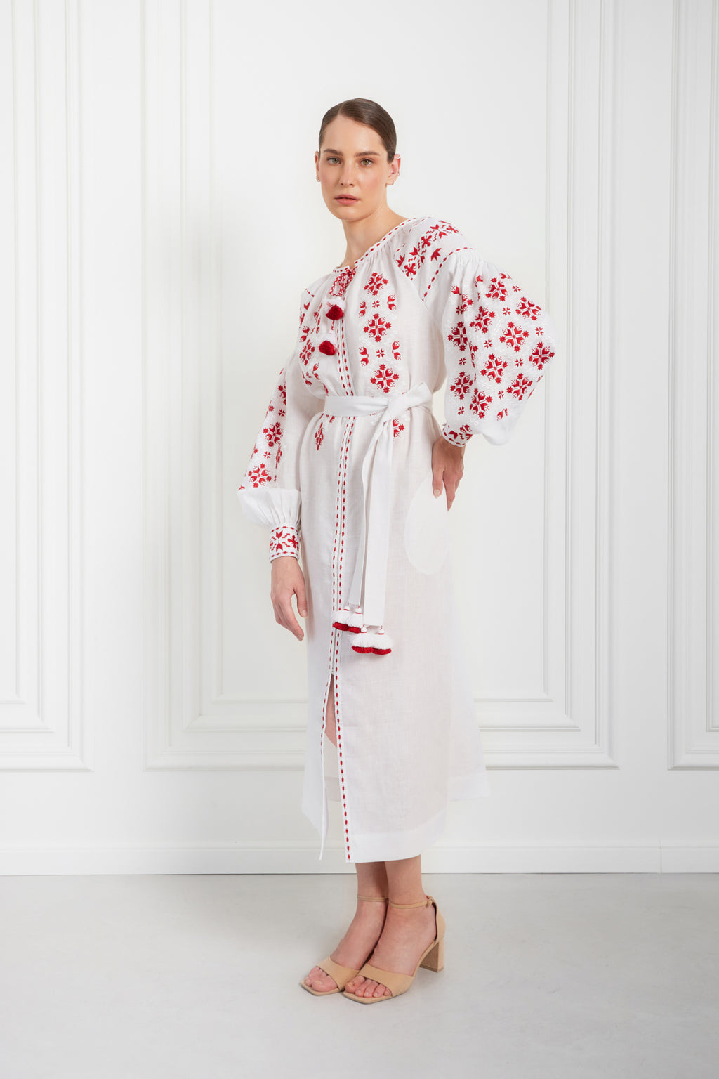Olesya embroidered dress