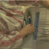 Salvăm Tradiția: BLOUSE ROUMAINE SHOP Strânge Capital pentru Atelierul de Țesut la Război