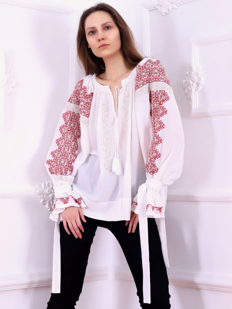 Embroidered blouse Royal Florii