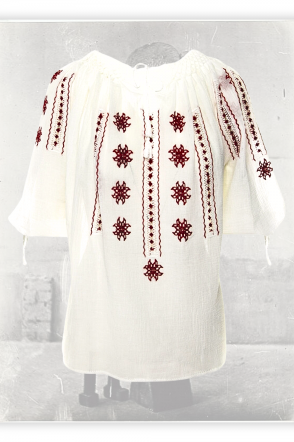 Short-Sleeved Traditional Romanian Blouse with Openwork Lace and Red Silk 'Milkvetch' Embroidery Handmade by Artisans